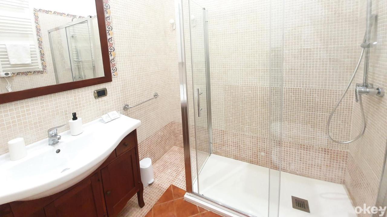 Dimora Donna Vittoria - Bari Vecchia Apartment Exterior photo