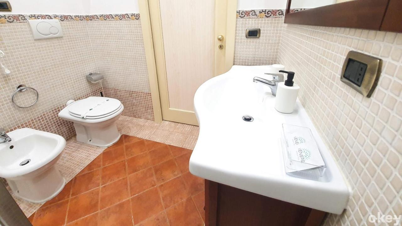 Dimora Donna Vittoria - Bari Vecchia Apartment Exterior photo